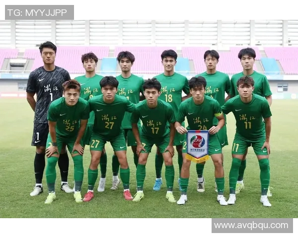 全运会回顾：上海足球队展现出色耐力与团队精神的精彩表现