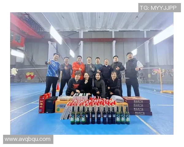 成都羽毛球队与南京羽毛球队赛后复盘分析意识碰撞与战术较量