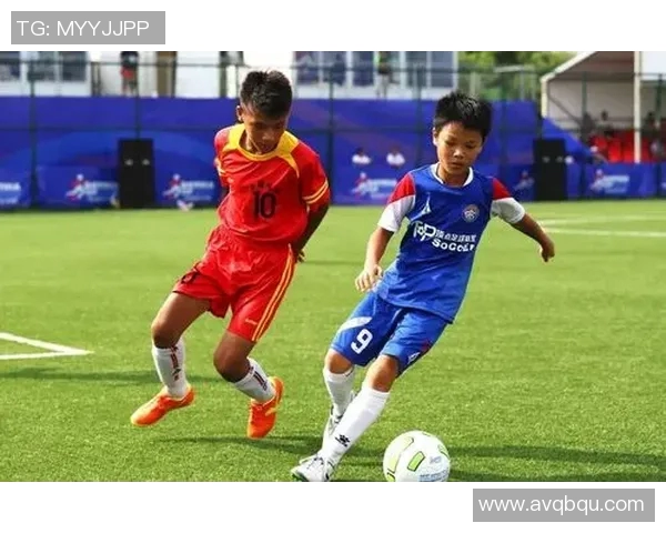 新疆塔城足球明星盘点及其在国内外赛场的辉煌表现与影响力分析 新疆塔城足球明星盘点及其在国内外赛场的辉煌表现与影响力分析